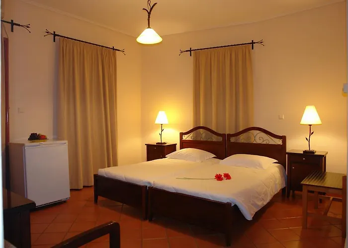 Πανσιόν Xenonas Chrisso 3*