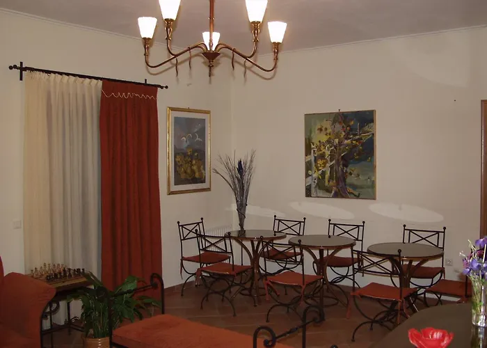 Xenonas Chrisso Δελφοί